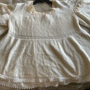 POL sweater. Ivory knit with lace and crocheted accent. Good condition.